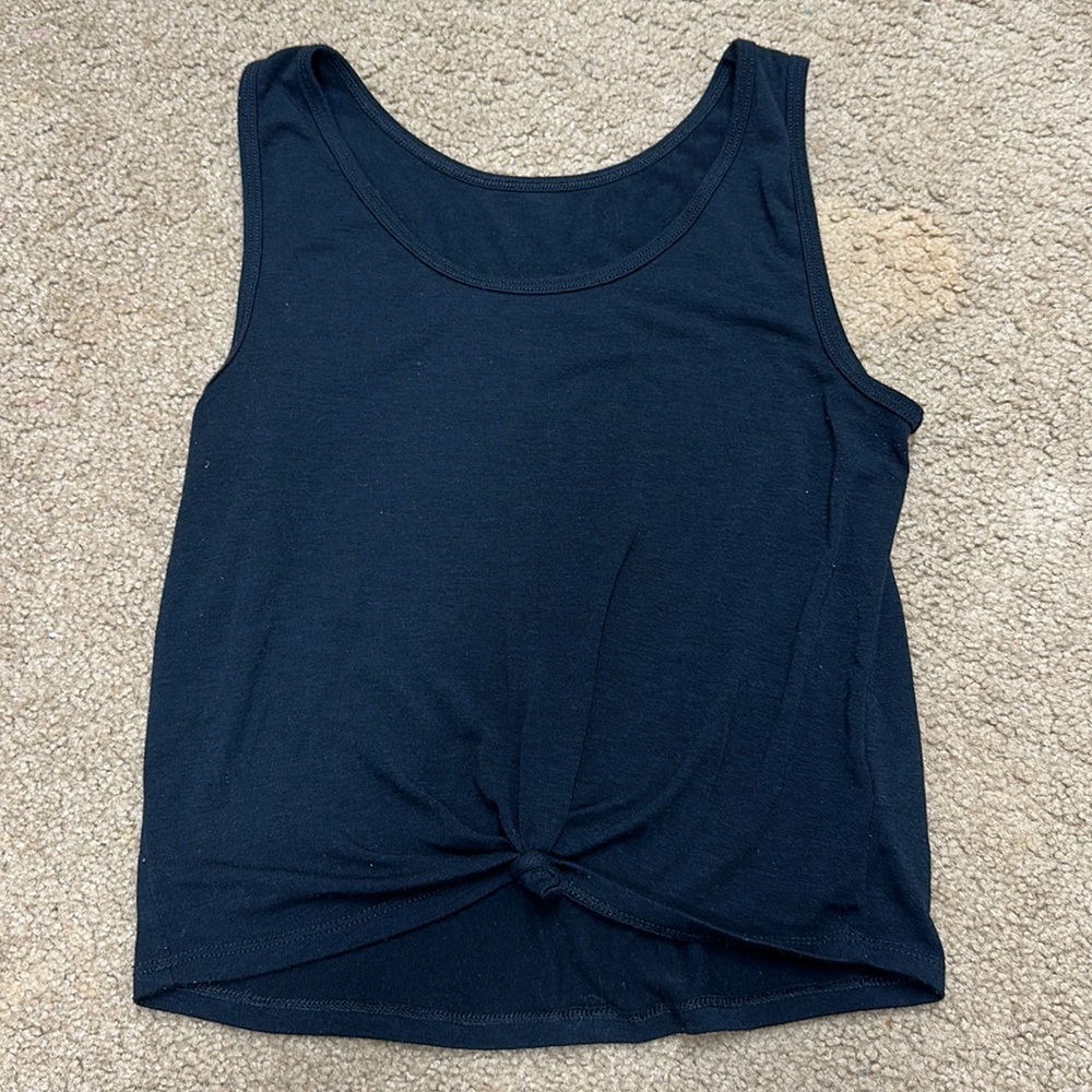 Knotted crop tank